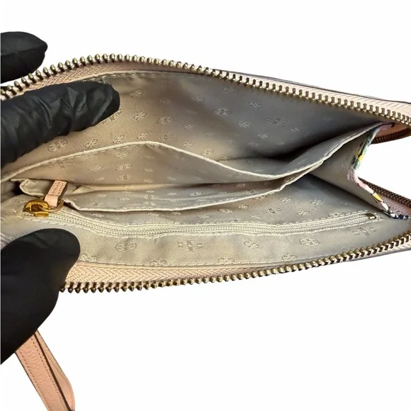 Tory Burch Britten Large Zip Pouch Wristlet (A687) - Picture 6 of 10